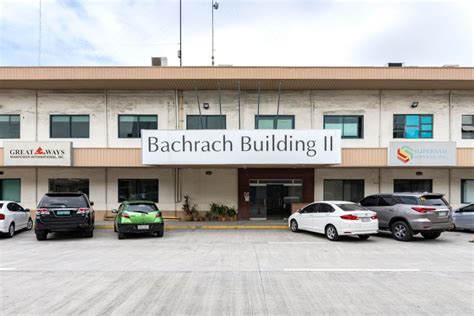 Private office space for 5 persons in HQ Bachrach Building II.